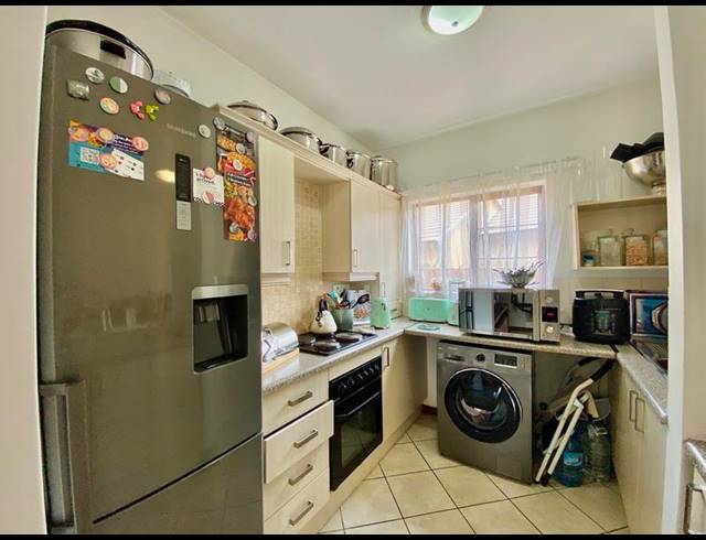 2 BEDROOM PROPERTY TO RENT IN NOORDWYK